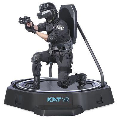 Естественная ходьба в виртуальной реальности Omni-направленная беговая дорожка